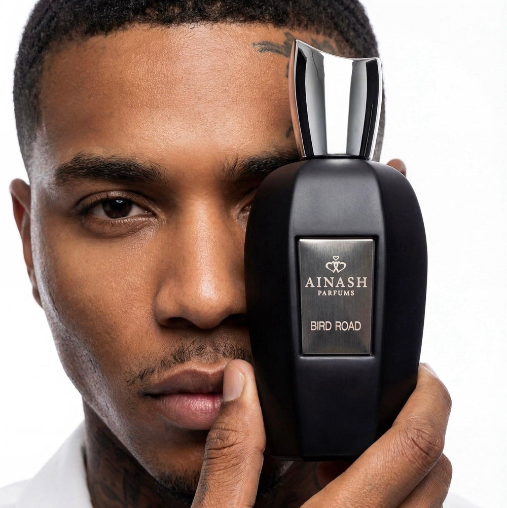 clean everyday fragrance for men citrus fruity woody scent long lasting luxury perfume Ainash Parfums
